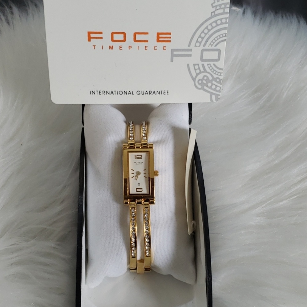 Foce original timepiece women new with tags in box